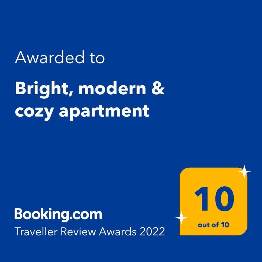 טוזלה Bright, Modern & Cozy Apartment מראה חיצוני תמונה